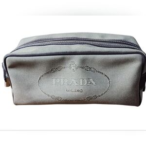 Super EUC Prada Travel Utility pouch w/ signed lock